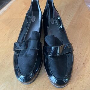 Dr. Scholl's black patent leather faux suede Black Loafers Webster size 7.5
